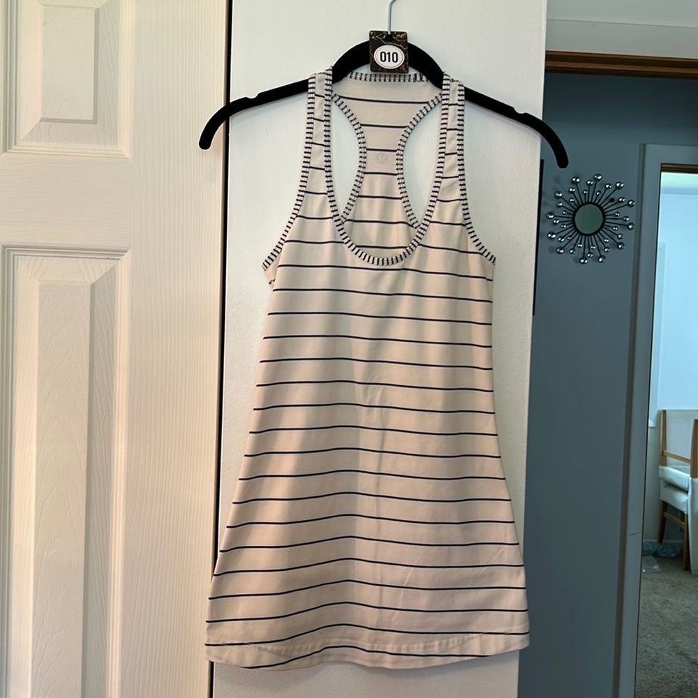 Lululemon tank top size medium striped
